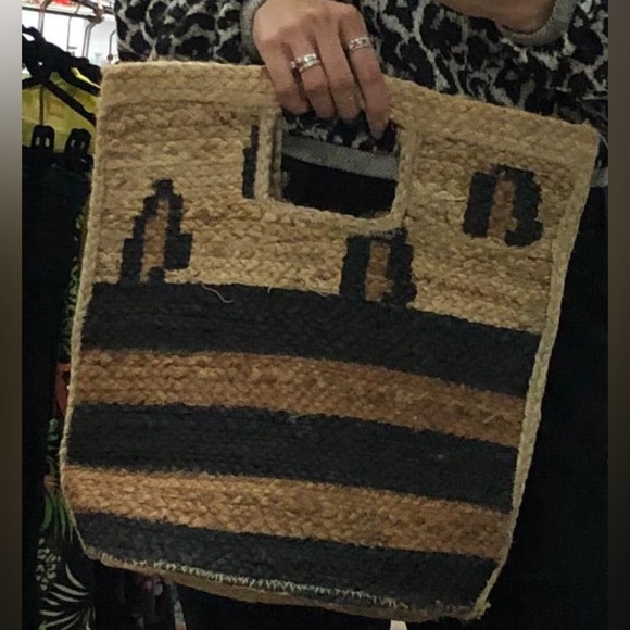 unbranded Handbags - Jute Striped Bag With Cut Out Handle
